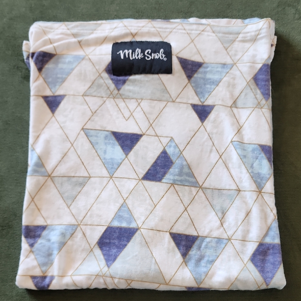 Milk Snob Geometric Print Cover
